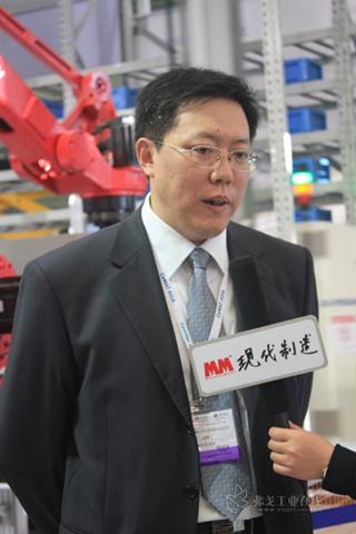 2013 CeMAT ASIA访沈阳新松机器人赵晨先生