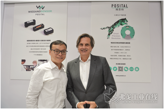 FRABA集团CEO Christian Leeser（右）及FRABA-博思特中国区经理邹平龙
